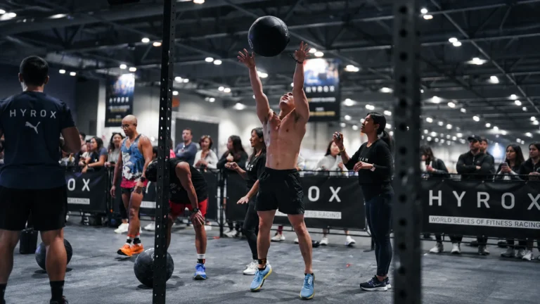 Hyrox medicine ball workout competition